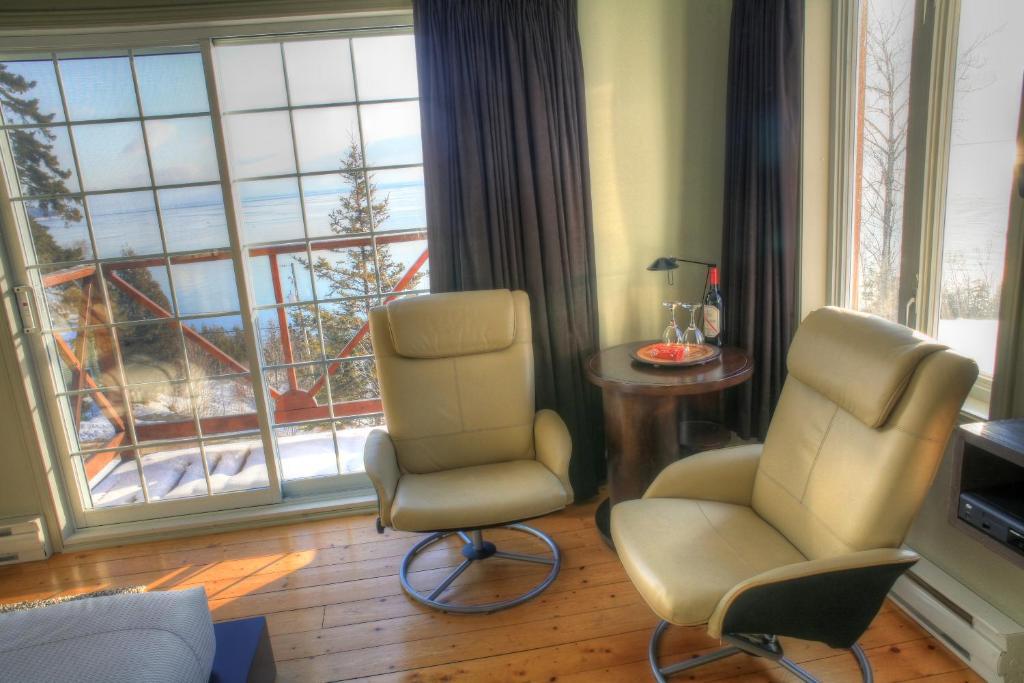 Auberge Des Eaux Vives La Malbaie Phòng bức ảnh